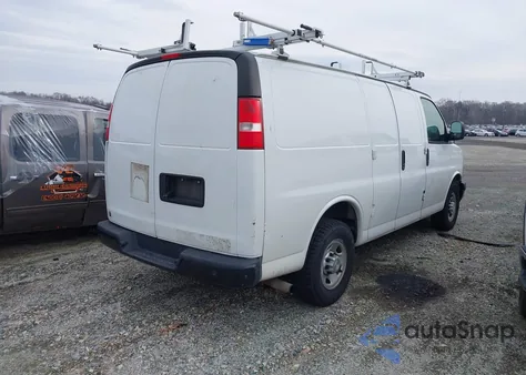 2017 Chevrolet Express 2500 Work Van from USA, damaged, VIN 1GCWGAFF4H1323397